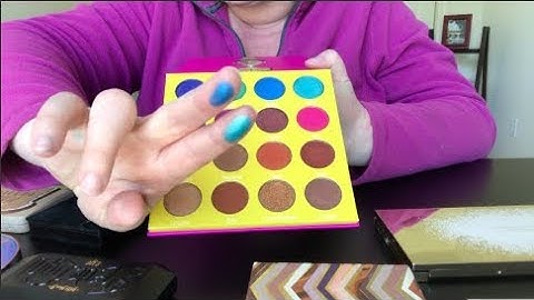 Declutter 2018 Part I: Eyeshadow palettes