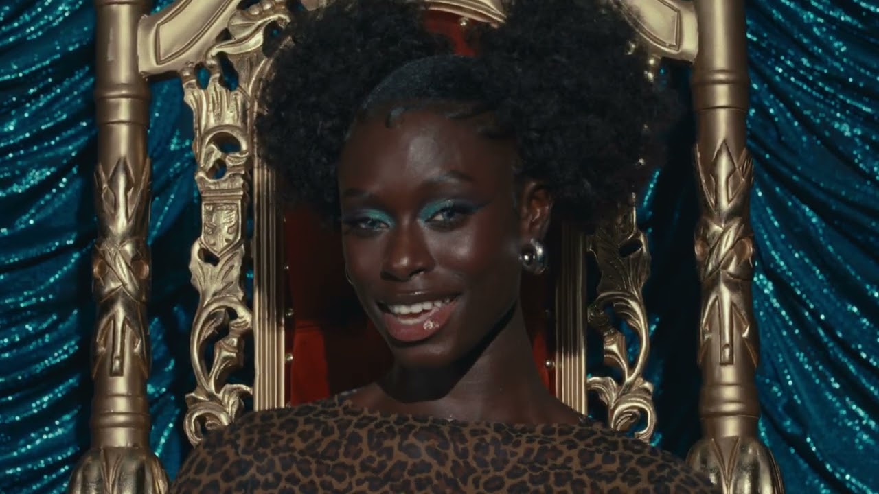 Diarra — [Me & You] (Official Music Video)