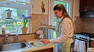 Home LifeCozy Life in Ireland: From the St. Patrick’s Parade to Baking at Home 🏡✨ screenshot 1