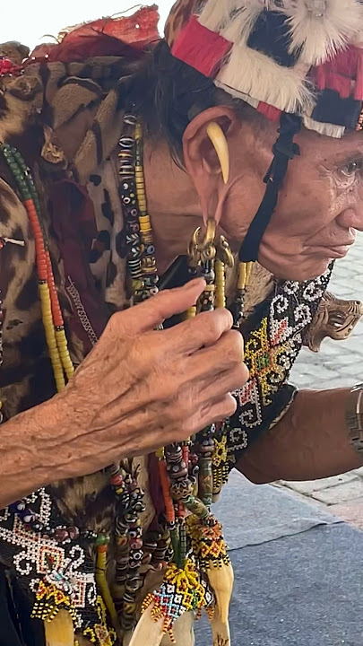 Dayak kenyah kaltim