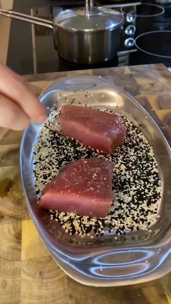 Thunfisch mit Mango Maracuja Salat das Rezept⬇️ - YouTube Thunfisch mit Mango Maracuja Salat das Rezept⬇️ - YouTube