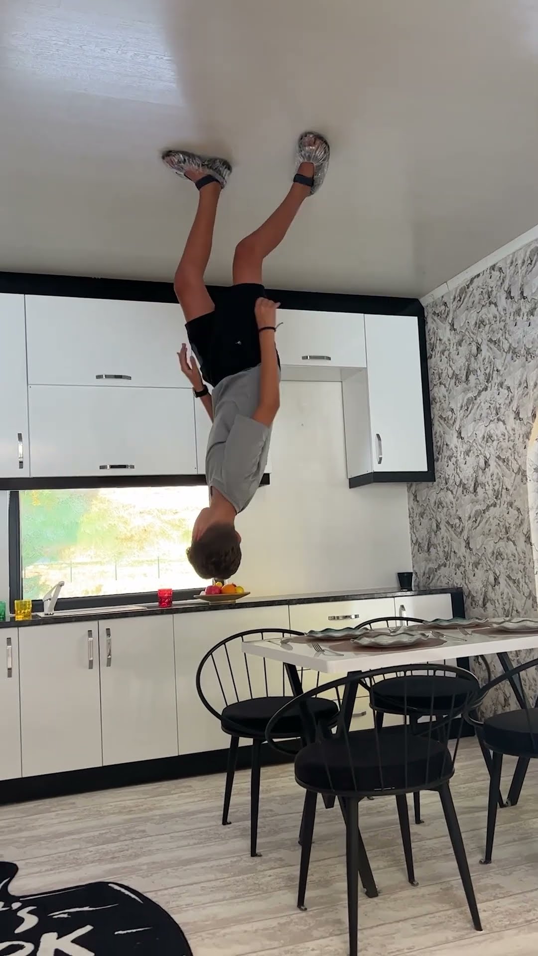 upside down #funny