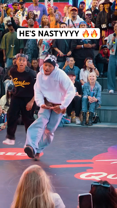 WHOLE CROWD TURNED UP WHEN THE DJ DROPPED “NOT LIKE US” 💯🌴 #redbulldanceyourstyle #dancebattle