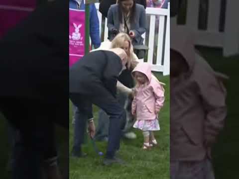 Toddler gets a presidential assist a Easter Egg Roll #Shorts