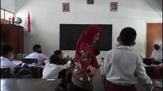 TUGAS PRAKTIK MICROTEACHING MATA KULIAH PEMBELAJARAN TERPADU DI SD