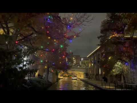 Video: Paseo del Río San Antonio en Navidad