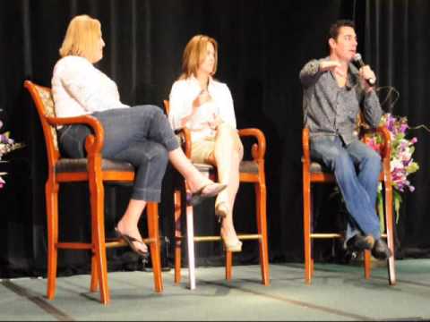 John Spencer Ellis, Kelli Ellis and Kelly O'Neil e...