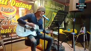 Download Lagu Kau Tetap Sahabatku live Kadai Tek Kasi MP3