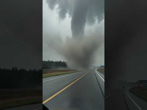 Tornado TWISTER! POV