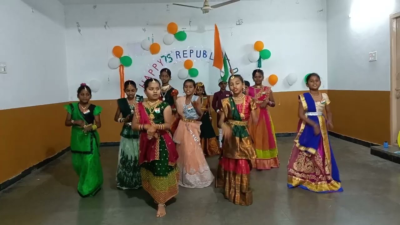 Hindi Hamari Jai song(Republic Day Dance Performance of 5th Class girls)