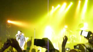 Maroon 5 - Misery [Live @ Casino de Paris, 02.03.2011] [HD]