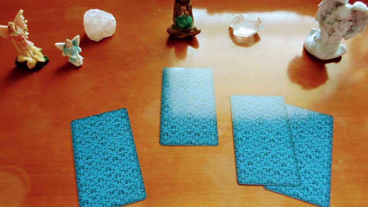 🧚‍♀️ Pick-A-Deck Love Reading 🔮 What messages do the cards have for you?