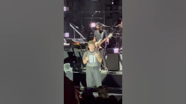 Charlie Puth performing “Light Switch” at Charlie The Live Experience in Miami | May 31, 2023