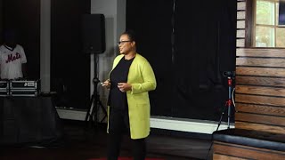Kekuasaan Timbal Balik melalui Lingkaran Pemberian | Deborah Aubert Thomas | TEDxKingLincolnBronzeville