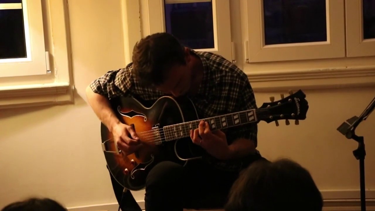 Filipe Duarte - Berlin auf YouTube ansehen Filipe Duarte - Berlin auf YouTube ansehen