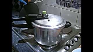 cooker pressure open