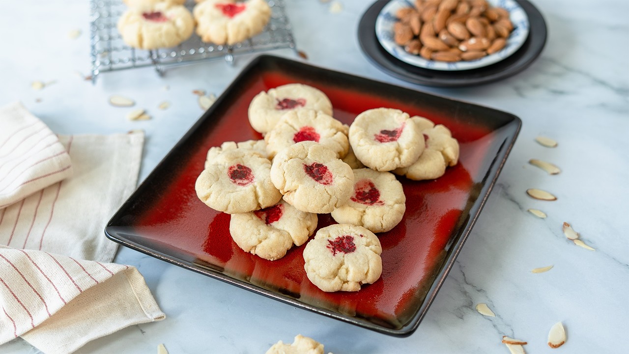 Grandma's Chinese Almond Cookies (Hawaiʻi-Style Red Dot ...