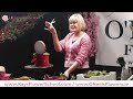 Kays flower school  christmas flower demo  at o neills flowers