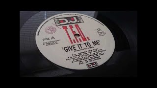 T.F.O. - GIVE IT TO ME ( TRANCE CUT MIX )