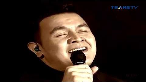 Tulus - Nada Nada Cinta @ Rossa The Journey Of 21 Dazzling Years