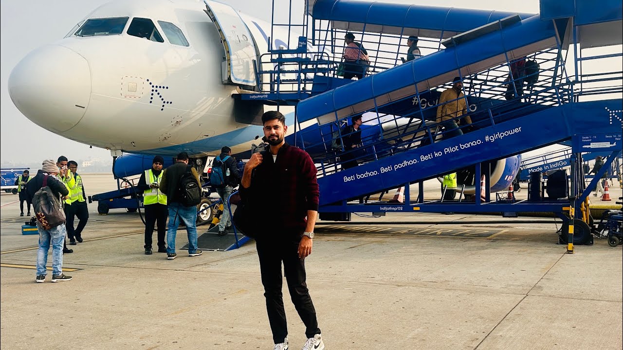 Aaj Pehli Baar Flight Se Safar ✈️ | Airport Vlog