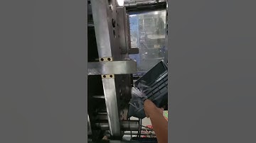 What is the insulin syringe injection mold?