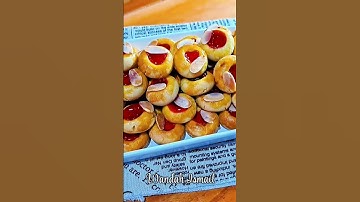 Thumbnail of IDE JUALAN KUE KERING | STRAWBERRY ALMOND COOKIES #shorts