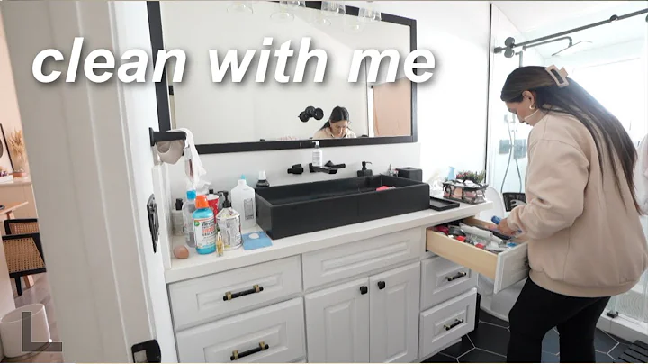 CLEAN/ORGANIZE WITH ME | VLOGMAS DAY 12
