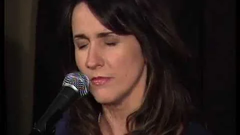 Jill Phillips sings "Cry the Name"