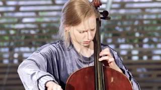 Celebrity Kristina Winiarski - Fondation Louis Vuitton Wealth