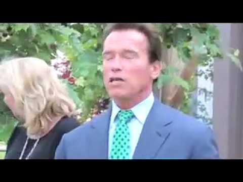 Gov. Arnold Schwarzenegger at Sheriff Laurie Smith...