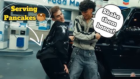 Twaimz serving pancakes on the Canceled Remix for 16 seconds straight