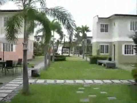 FREE LINEAR PARK FOR COLLEEN AND HAVEN MODEL HOUSE @ LANCASTER VILLAGE.wmv