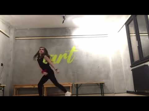 لقطة توانا وهي صغيرة دندن اسيا توانا ناز ترياكي حلالك باشتراك ثابت غير ماسامحك