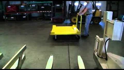 Industrial Cart, Powered Mother-Daughter Cart pulled by tugger, Material Handling Equipment