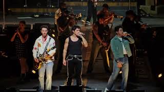 Jonas Brothers - Celebrate! (Jonas20: Greetings from Your Hometown Tour)