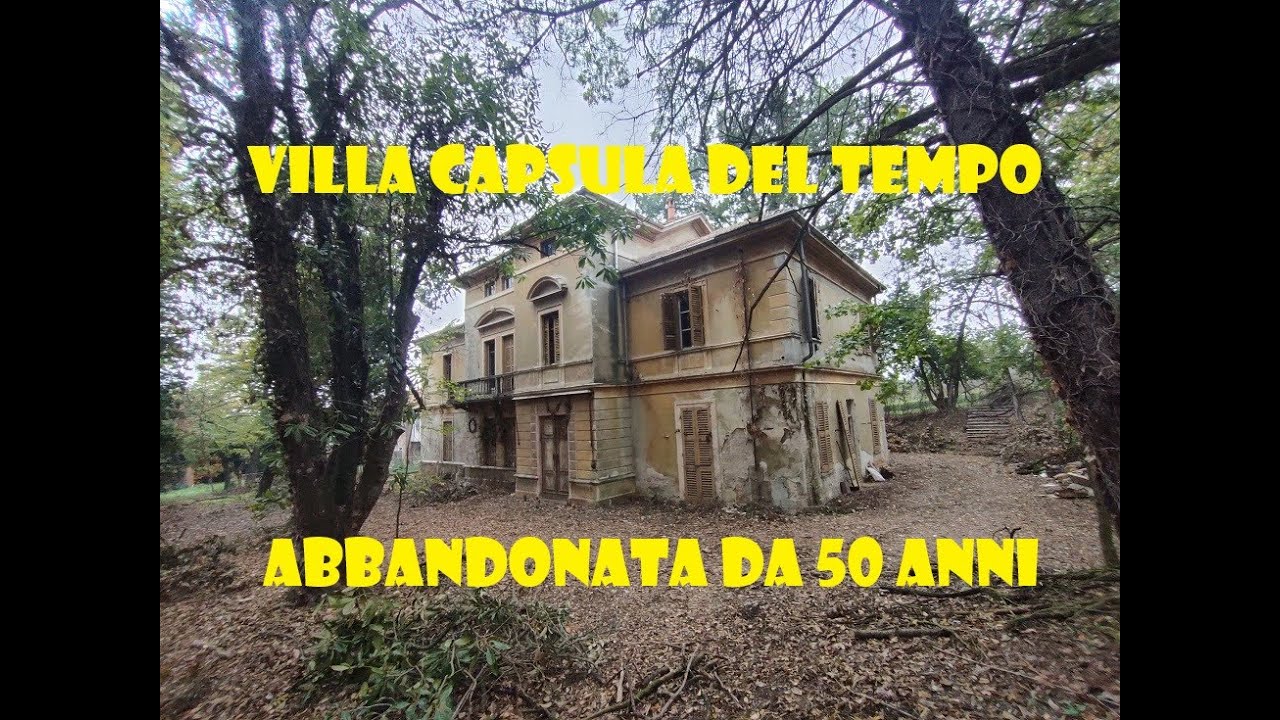 Esploriamo una splendida villa abbandonata da mezzo secolo [URBEX ITALIA]