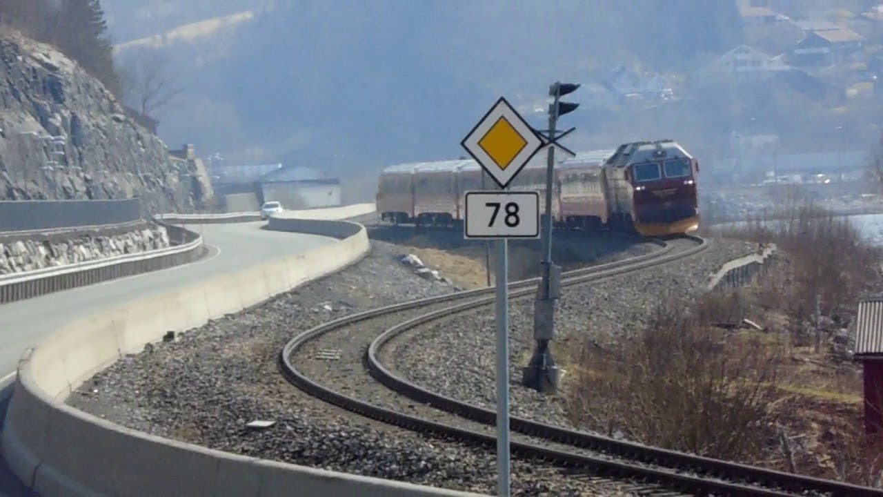 Nordlandsbanen! Rynes nord for Mosjøen