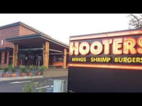 florida,-part-59,-dinner-at-hooters-on-international-drive-then-we-walk-back-to-the-rosen-inn-hotel