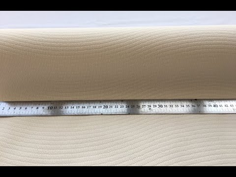 Однотонні світлі німецькі шпалери 138736, пастельного кремового відтінку, тиснені, мийні, вінілові на флізі, видео 2