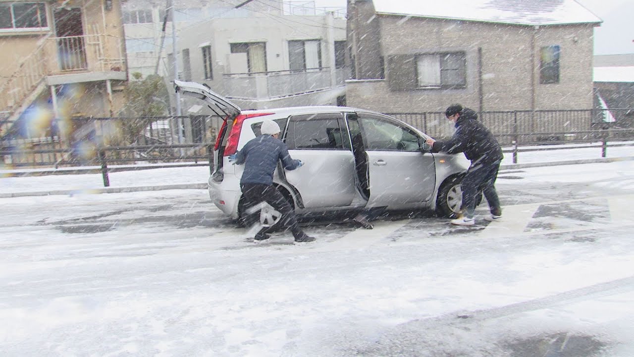 今季一番の寒気…坂の町長崎では車の立ち往生相次ぐ　スリップ事故126件・3人がけが