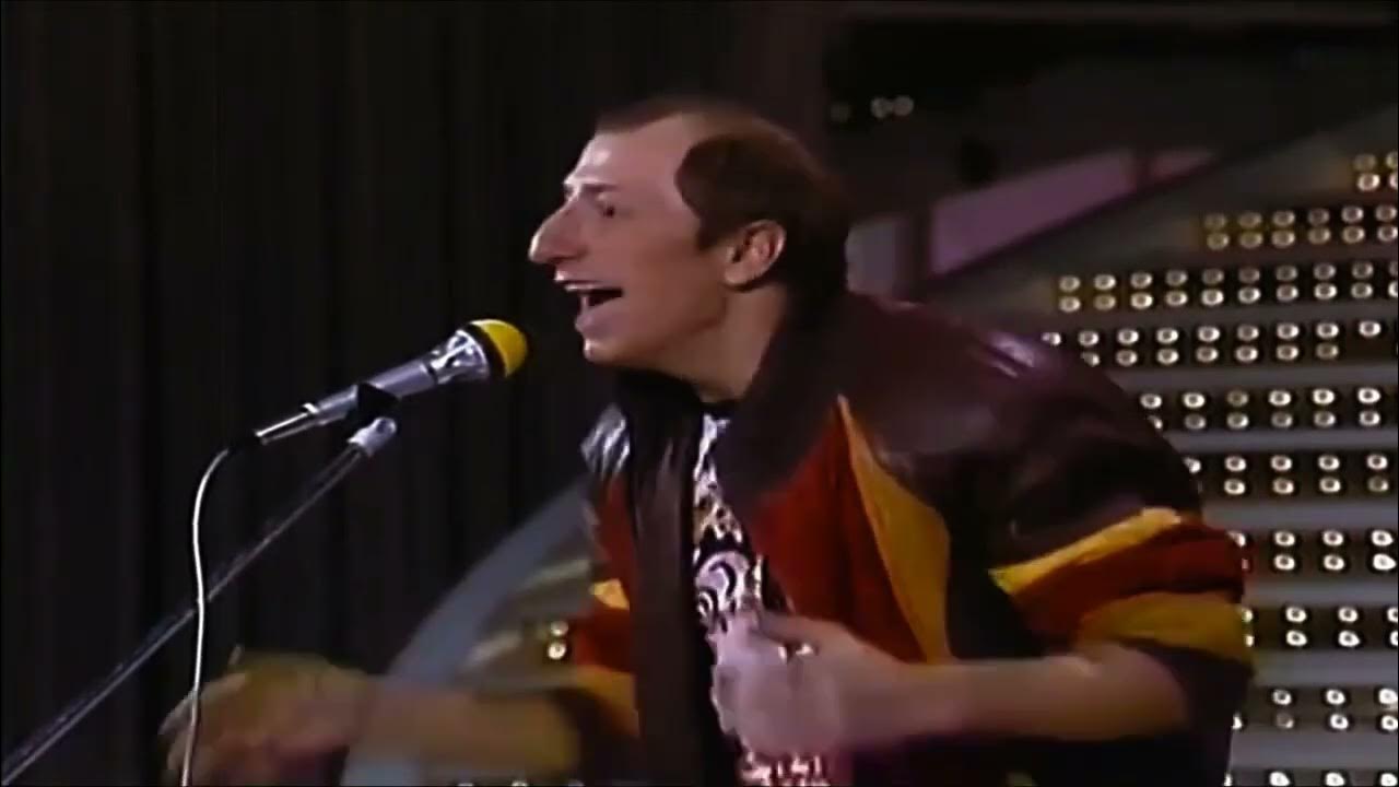 Pippo Franco Chi chi chi, co co co REMIX YouTube