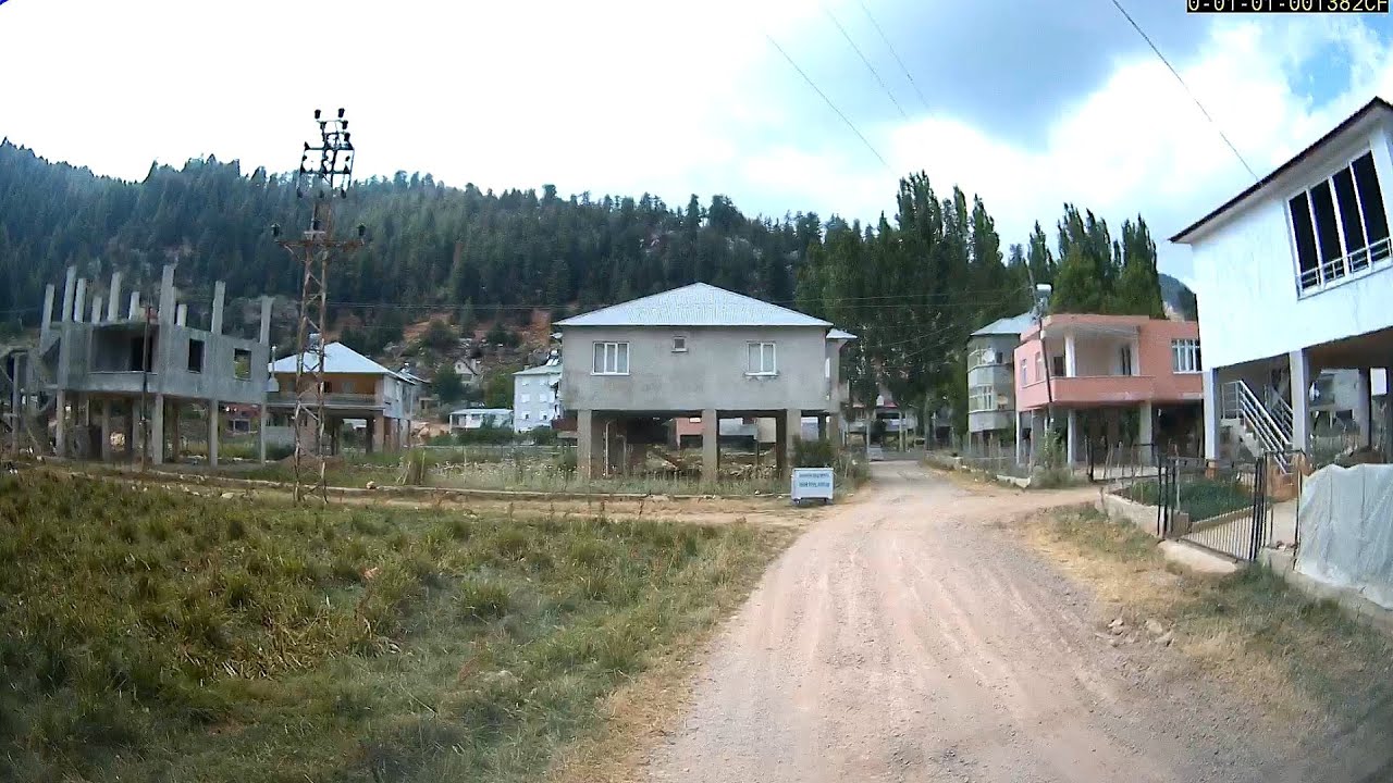 Flamingo Bacaklı Yayla Evleri