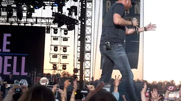 Cole Swindell - Water Tower Town - 2013 Luke Bryan Farm Tour - Valdosta, GA