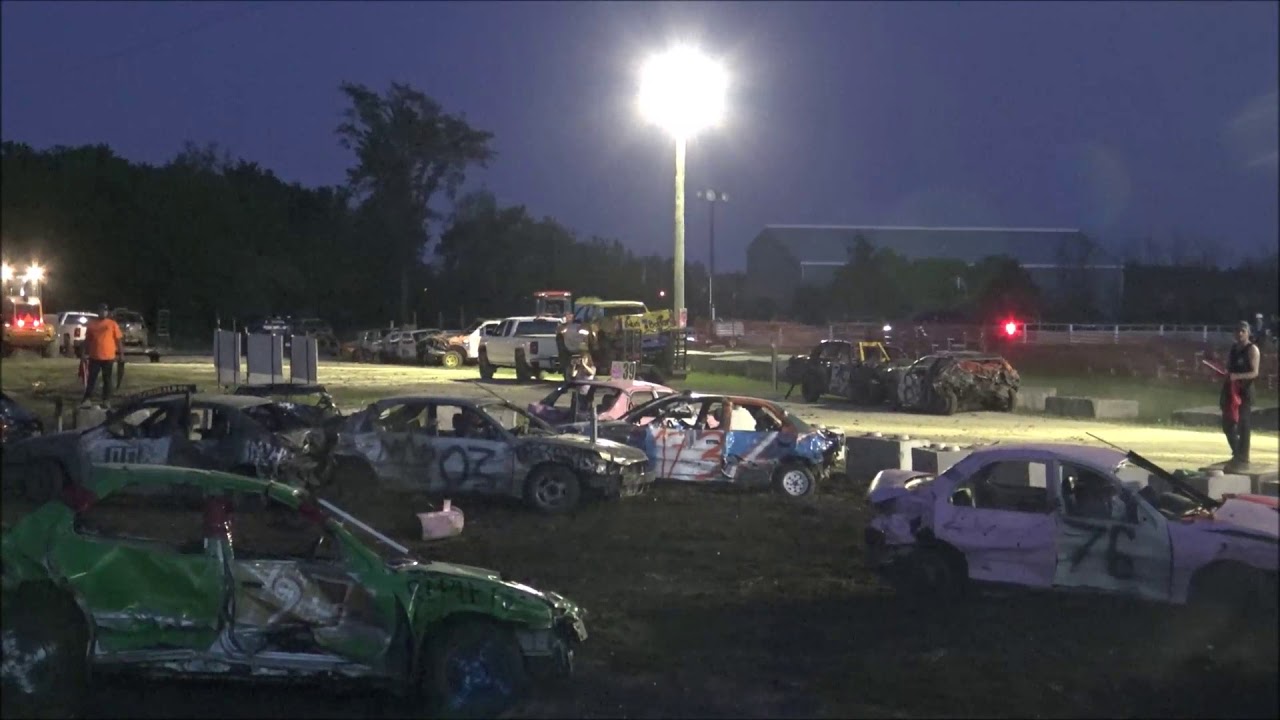 demolition derby 2019 CALEDON DEMO DERBY MINI FEATURE