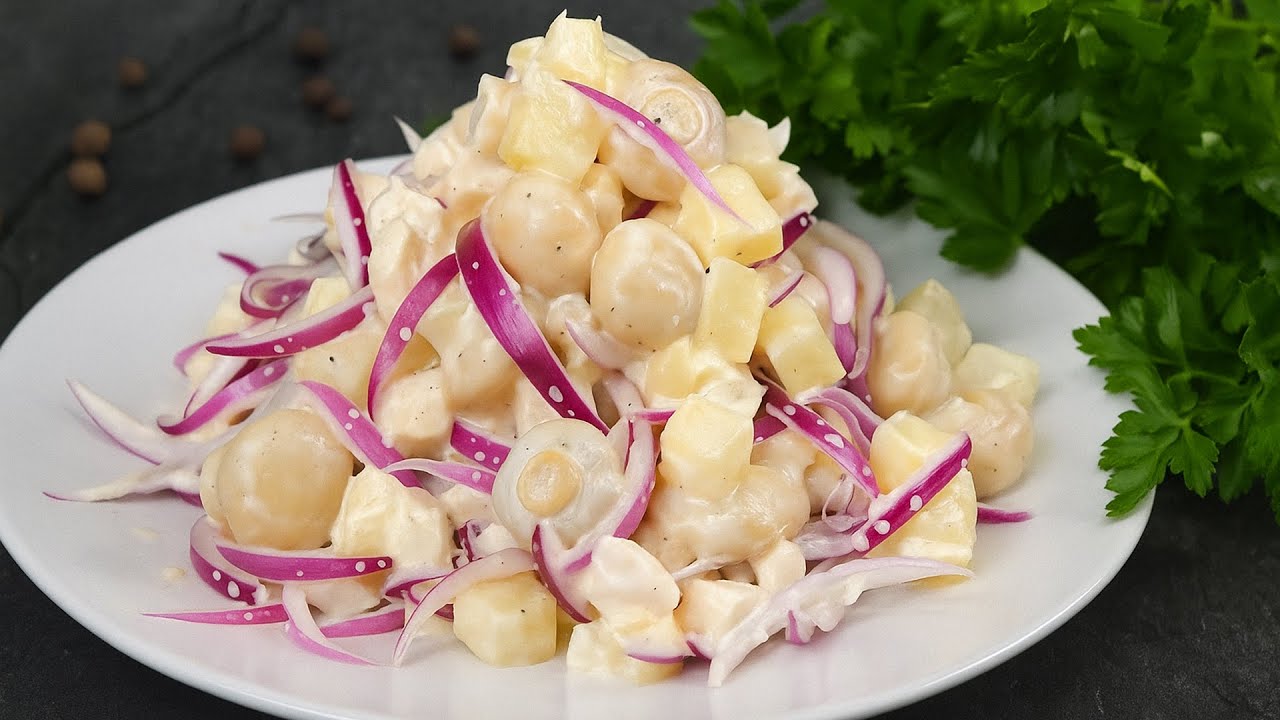 САЛАТ, который ПРЕВЗОШЕЛ “ЦЕЗАРЬ”! Все просят рецепт — Нежный, Вкусный и Очень Простой!