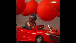 Sergio Perez and Max Verstappen pop balloons for 44 seconds straight... screenshot 5