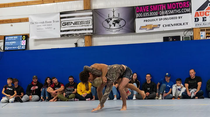 D3 #wrestler Friese Vs #mmafighter McDowell #nogijiujitsu