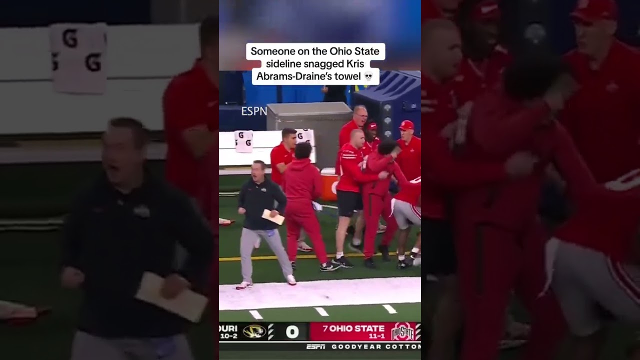 Why did someone on the Ohio State sideline steal a Missouri player's towel 💀 