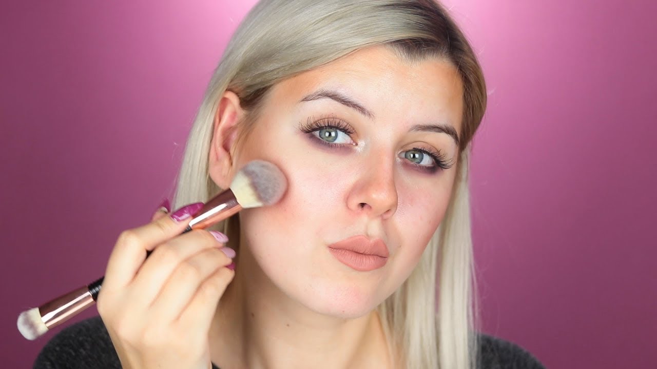 MAKIJAŻ W ODWROTNEJ KOLEJNOŚCI